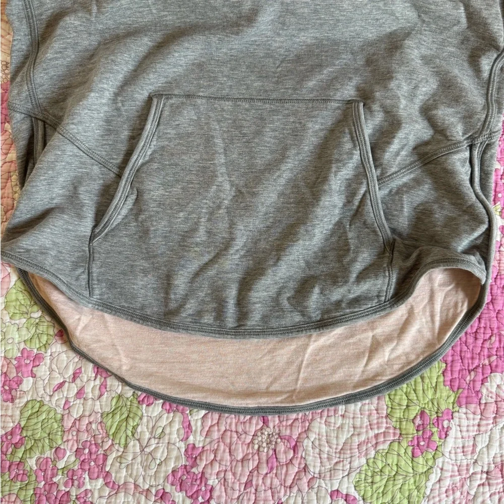 Lululemon Time Out Hoodie size 6 Heather Bleached Coral Heathered Medium Gray - Picture 4 of 10